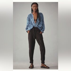 NWT Anthropologie nomad high rise joggers